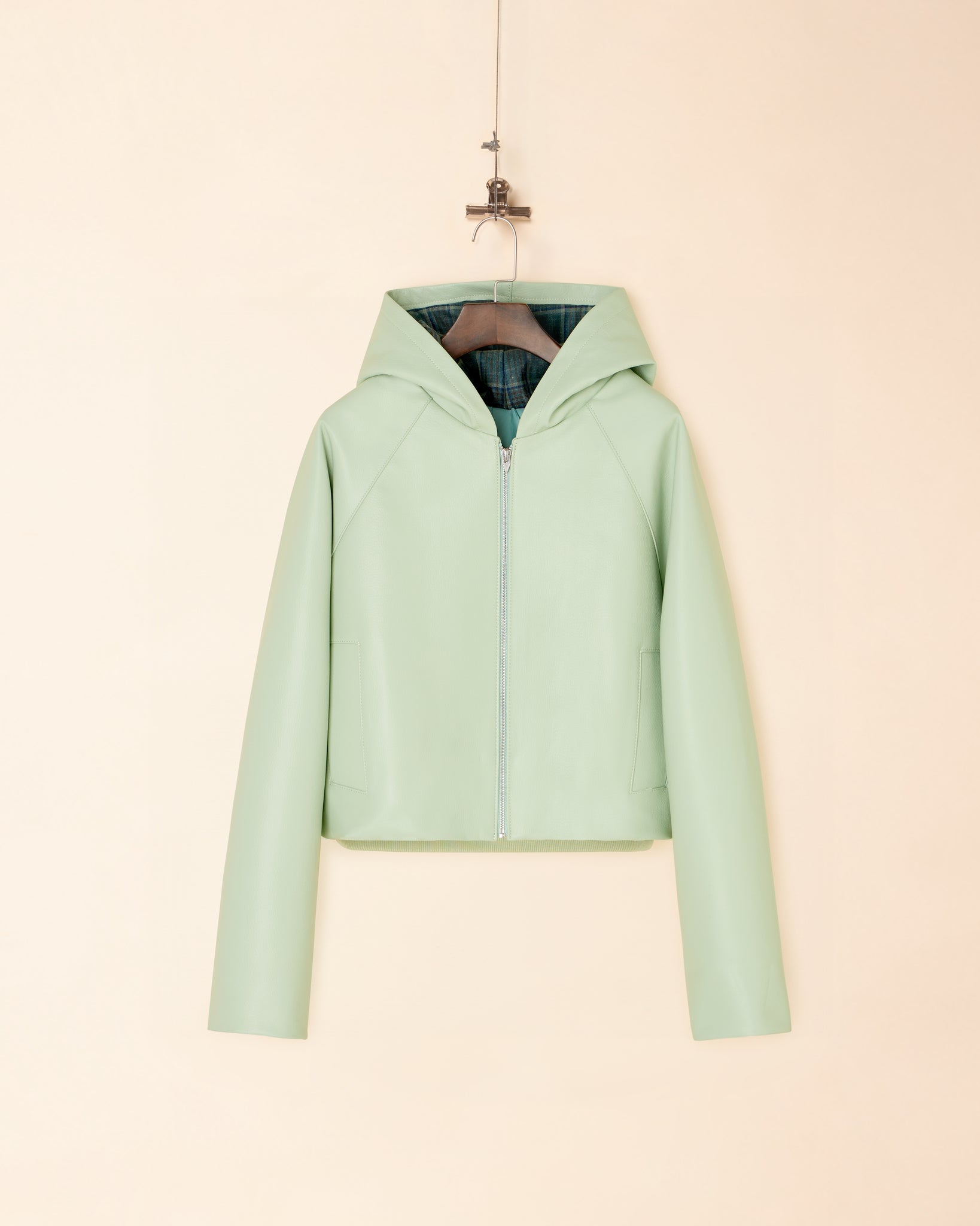 AW24-LTH-15