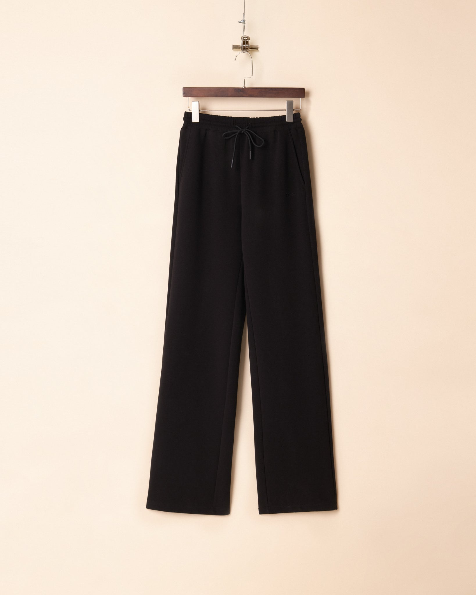 AW23-26/1