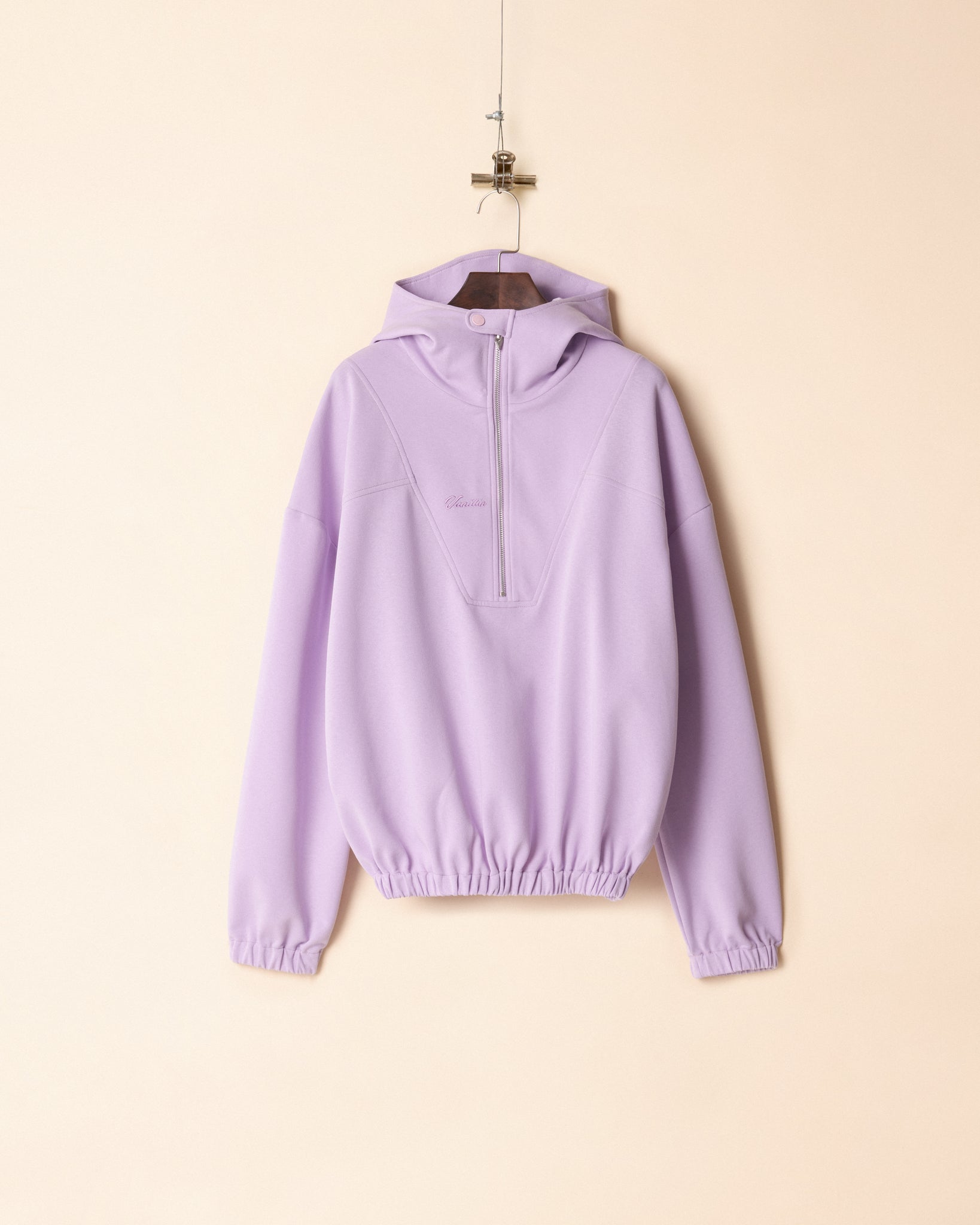 AW23-26