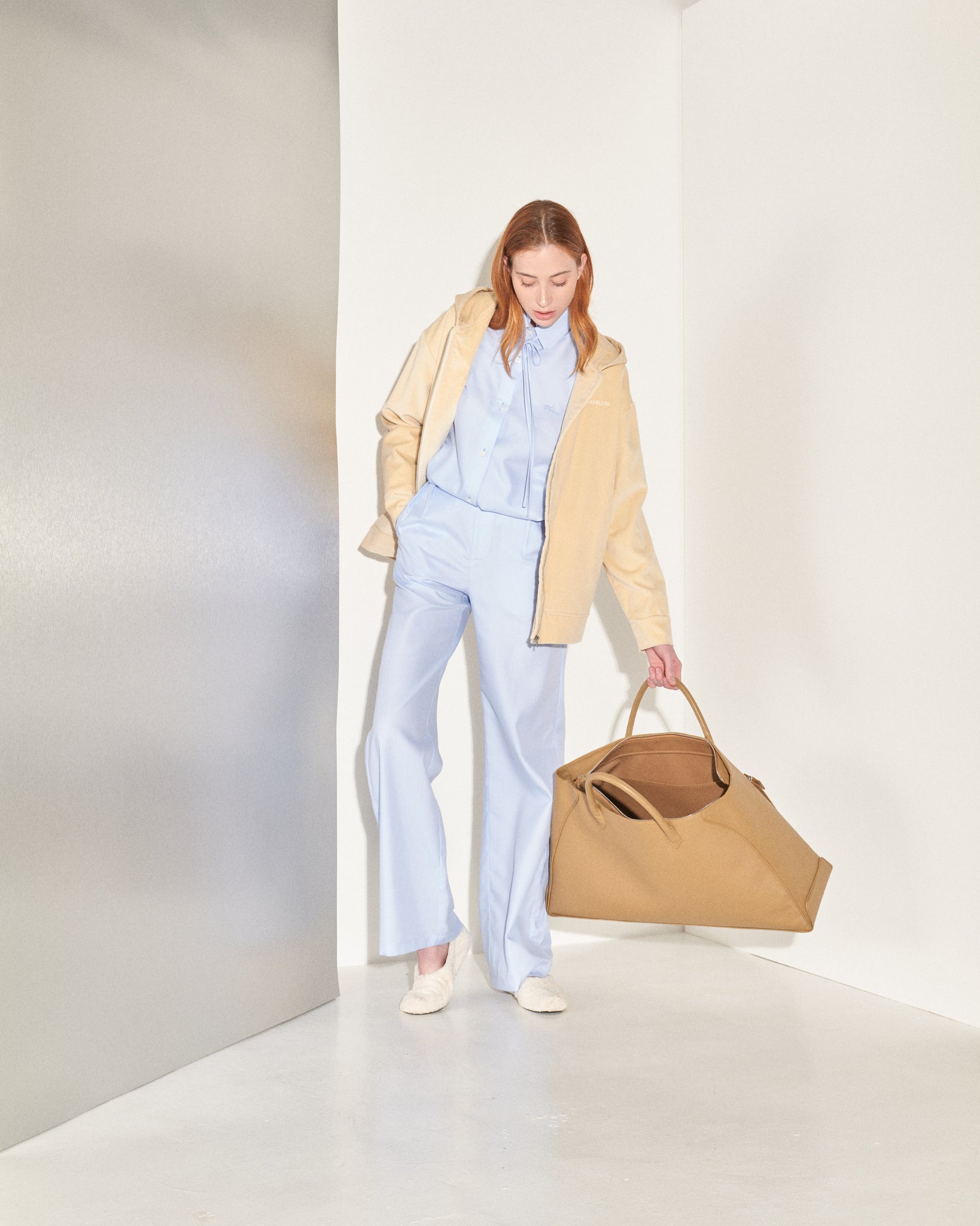 AW23-CLS-21