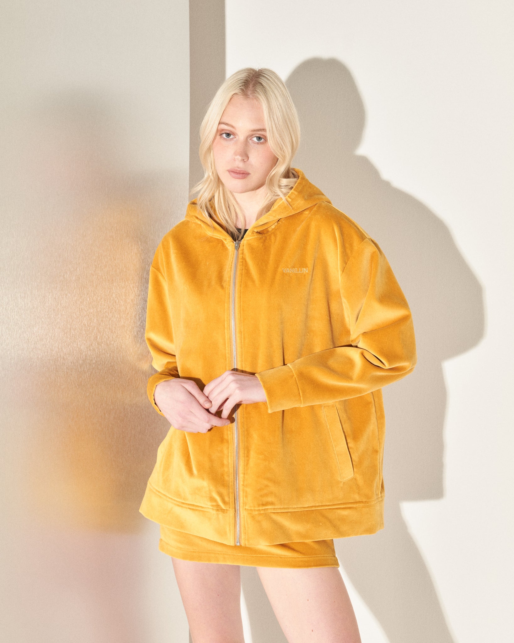 AW23-CLS-19