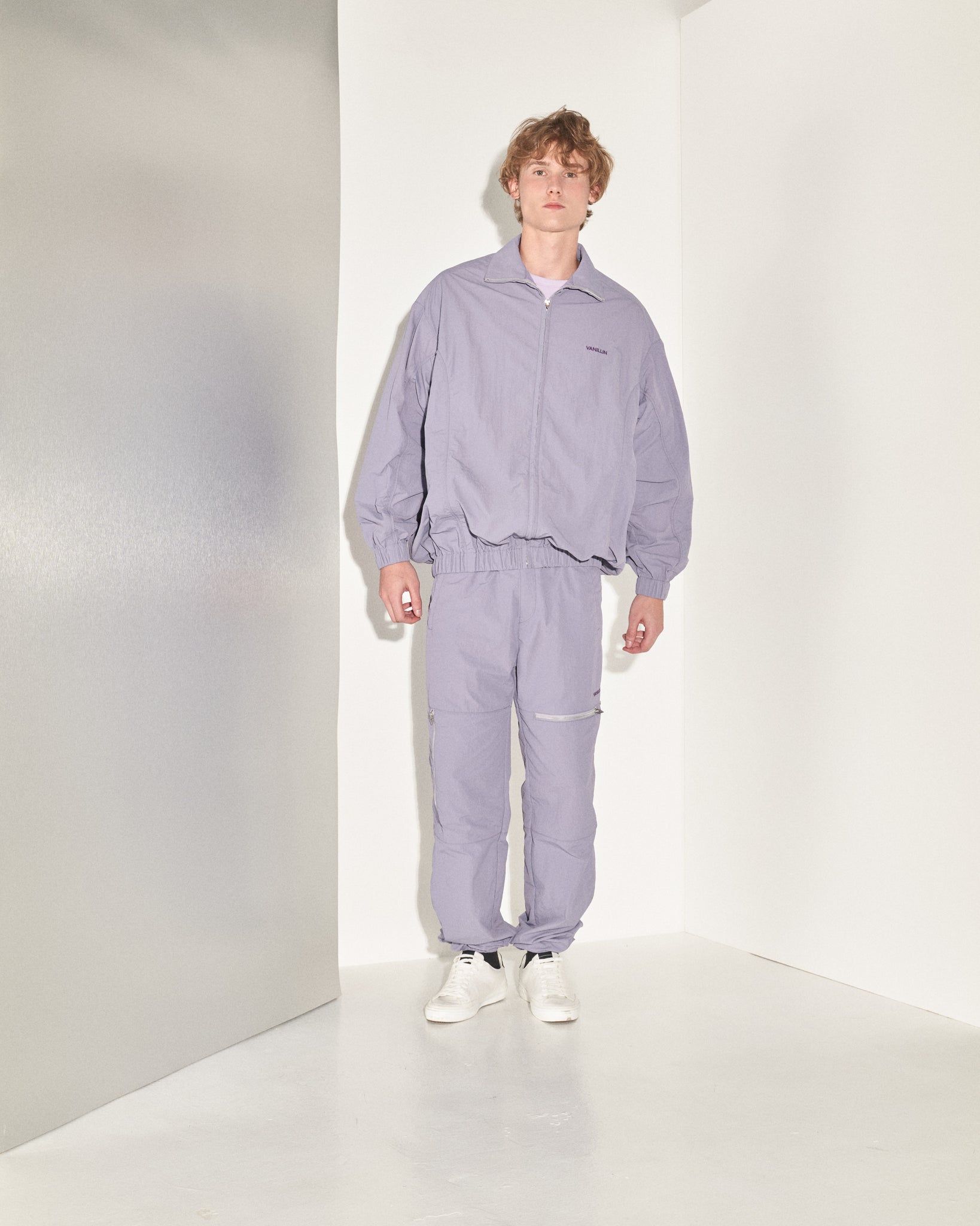 AW23-39/1