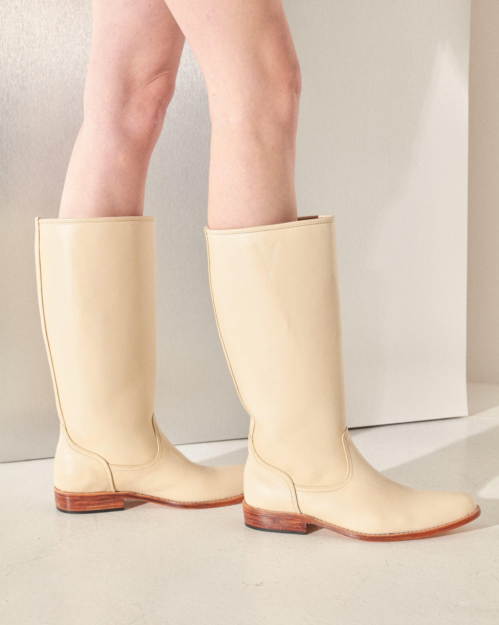 AW23-BOOTBOOT SHOES (CREAM)