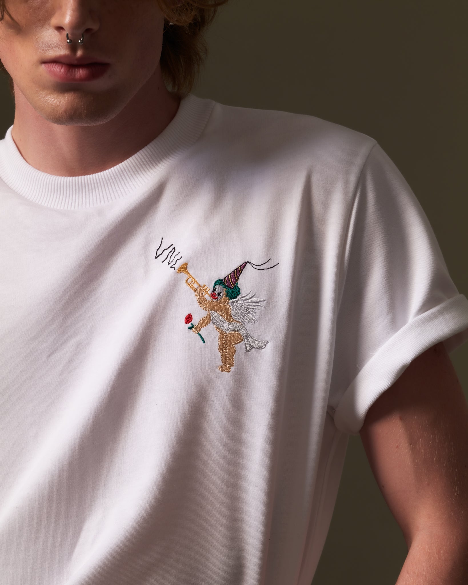 AW21-000-5 T-SHIRT