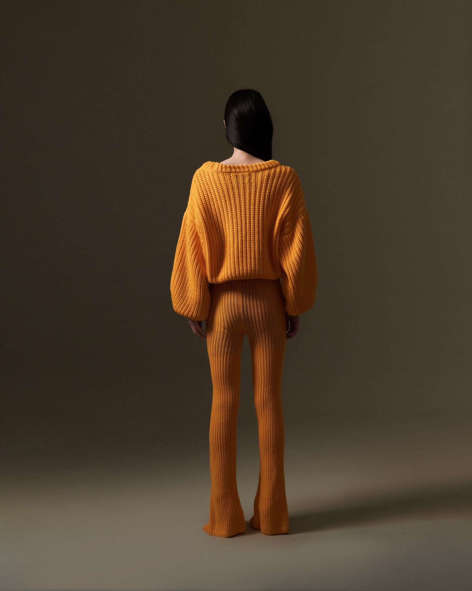 AW21-19 SWEATER