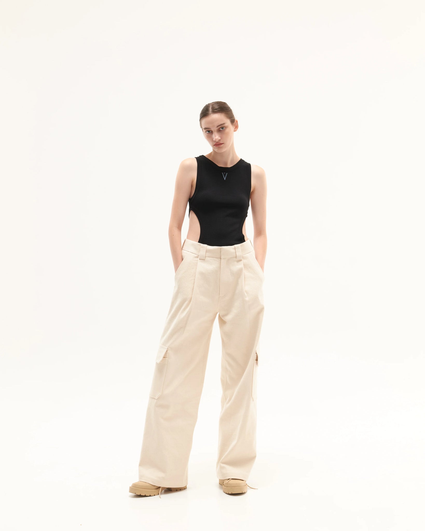 AW22-13