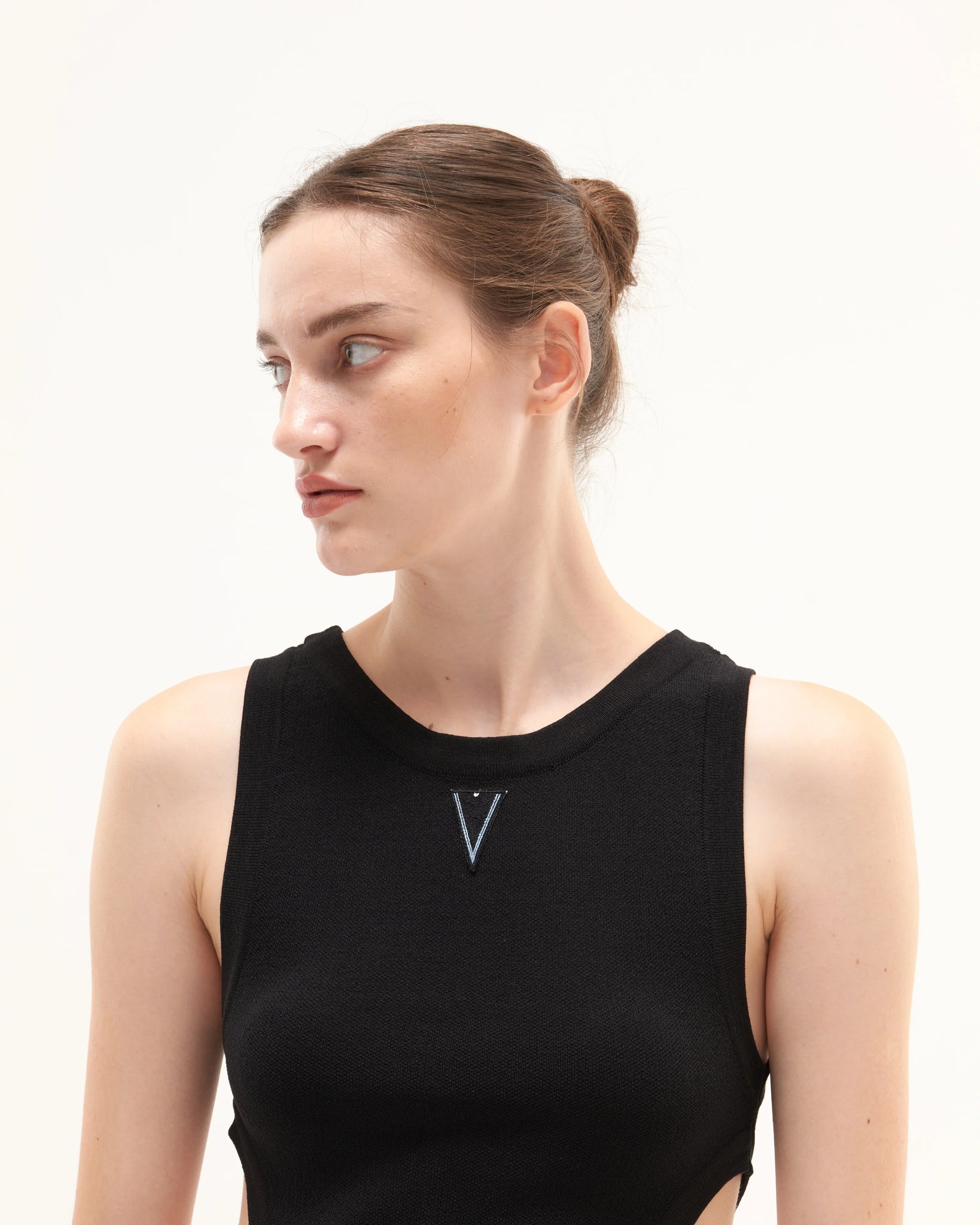 AW22-13