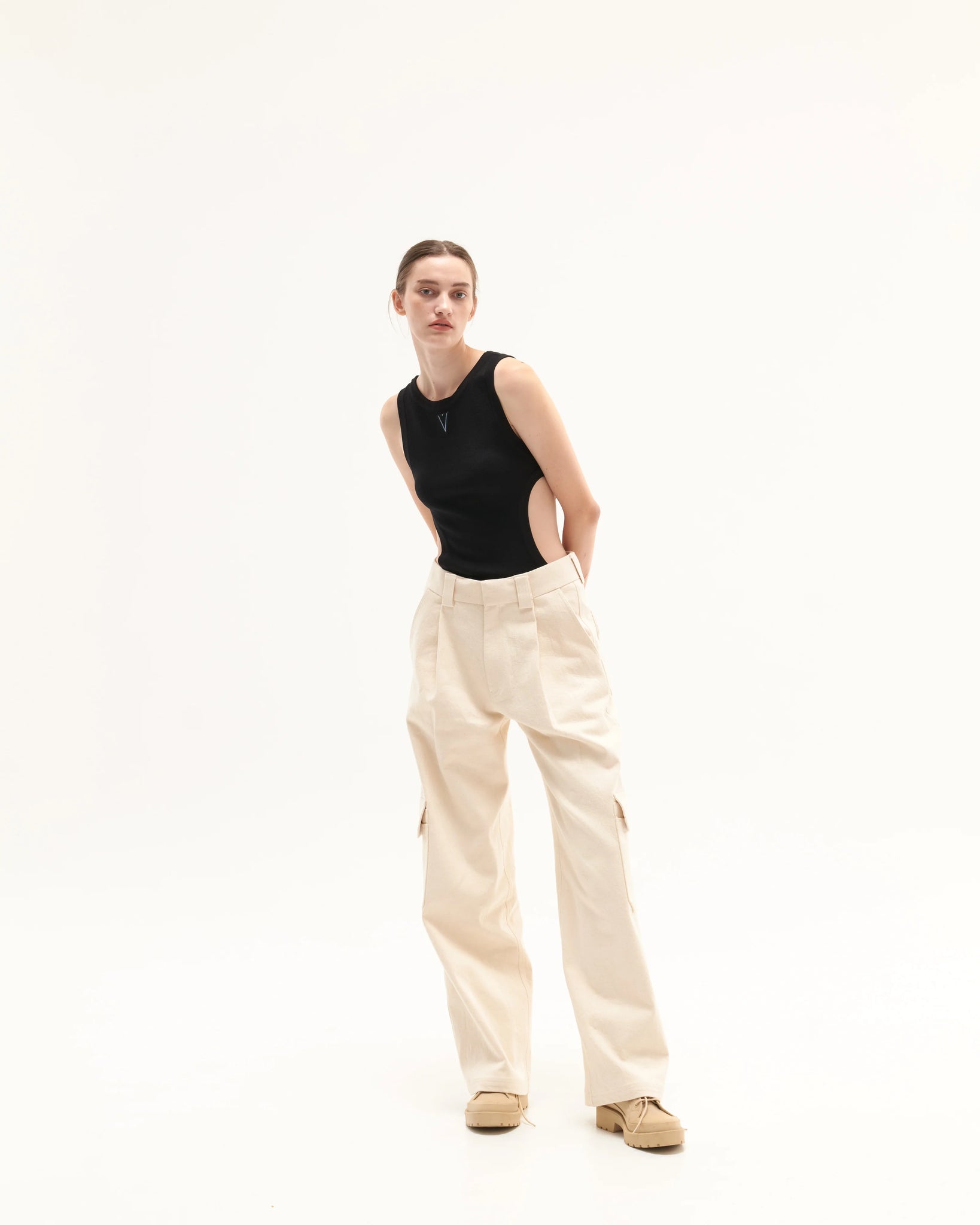 AW22-13