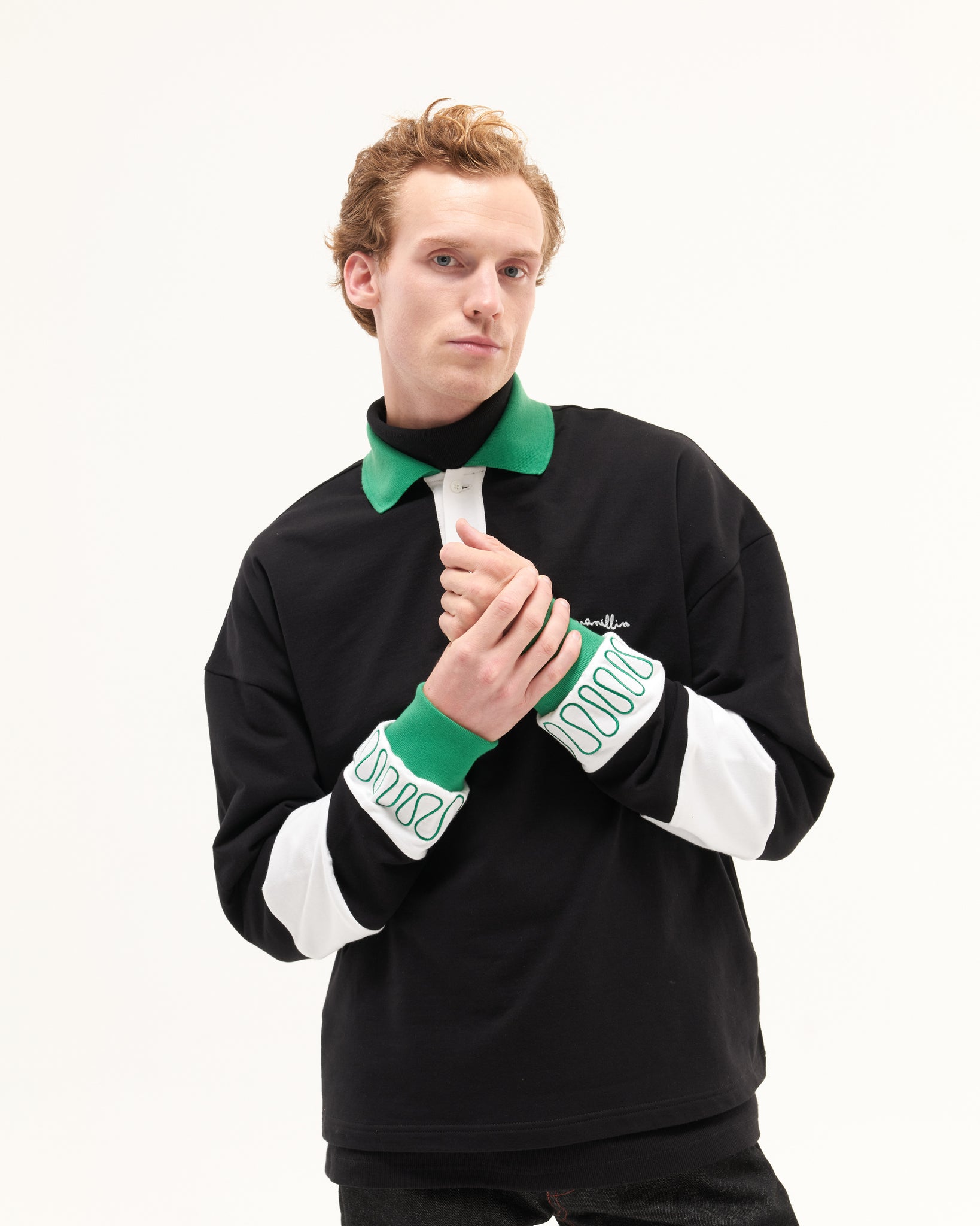 AW22-43