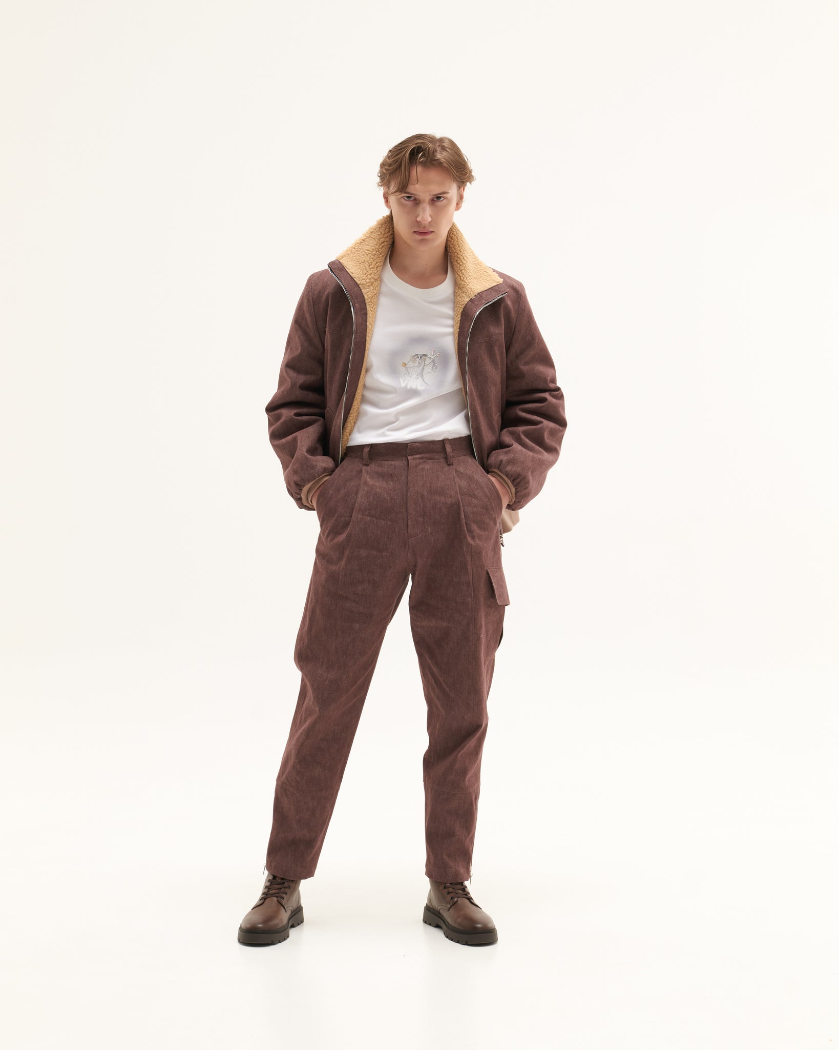 AW22-44/1