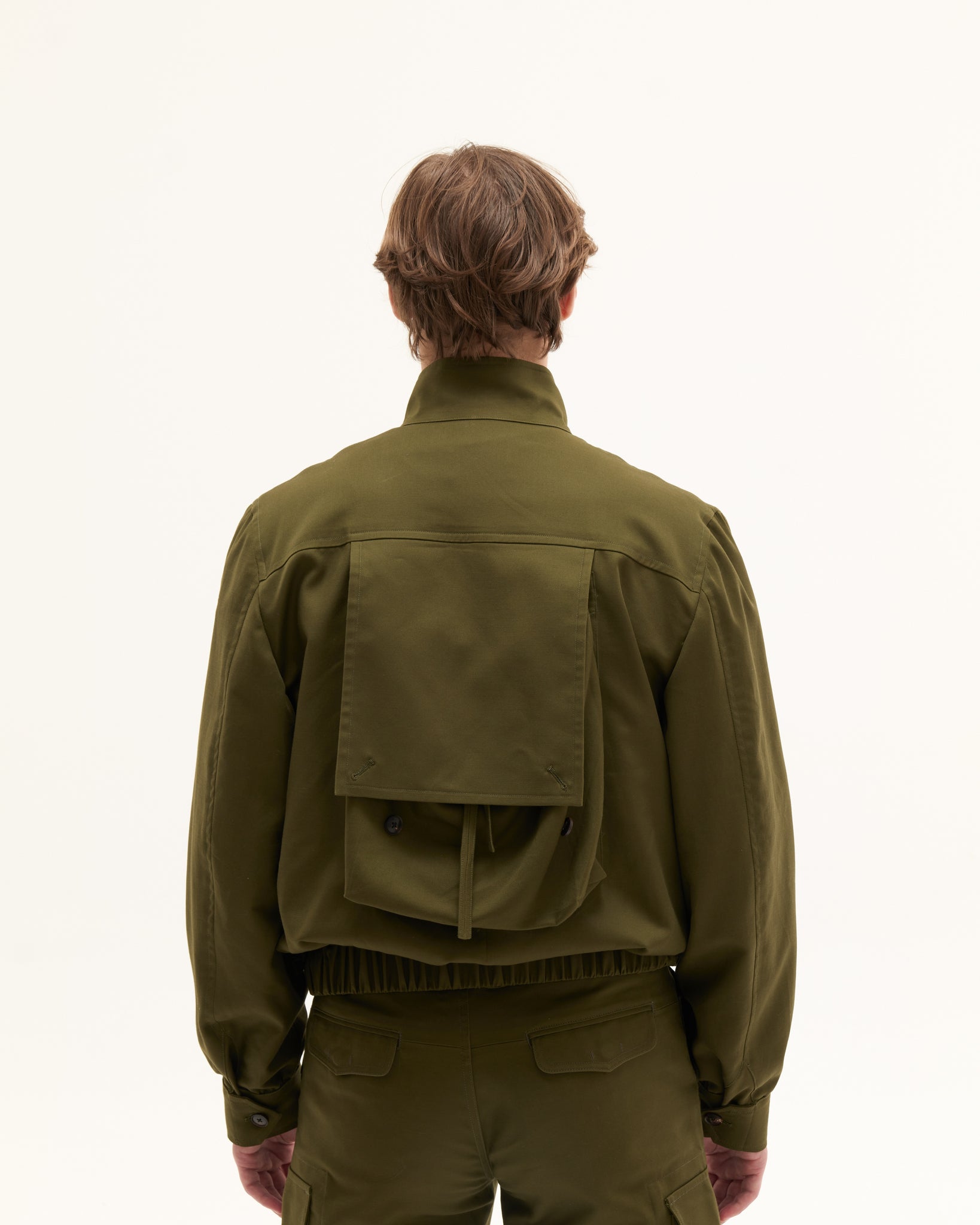 AW22-47