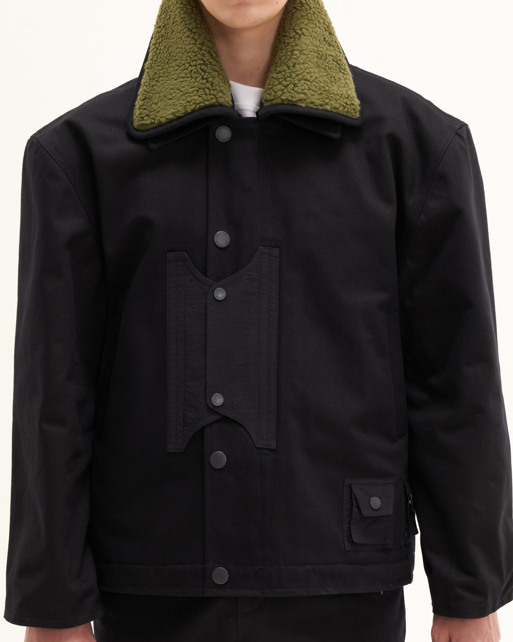 AW22-CLS-51