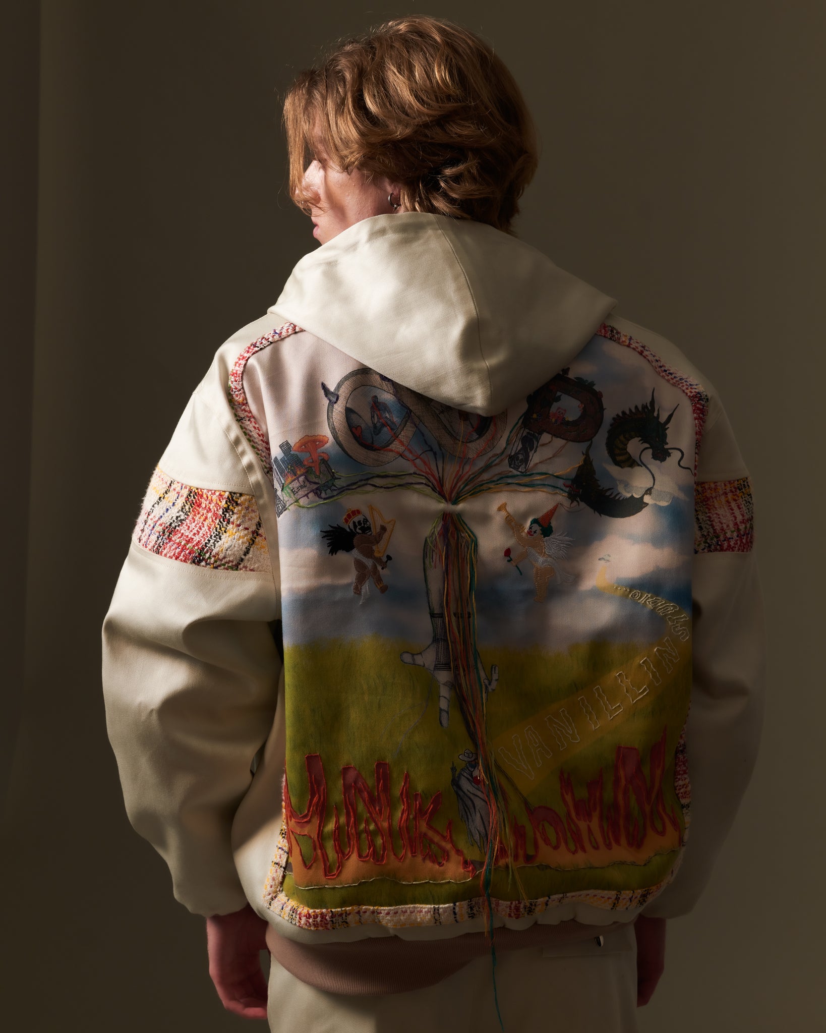 AW21-CLS-32 JACKET